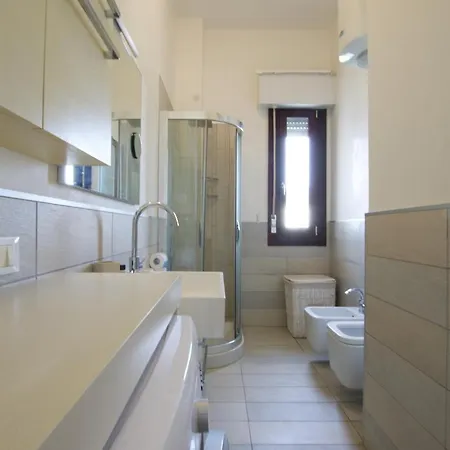 Apartment Bagni Miramare - Immobiliare